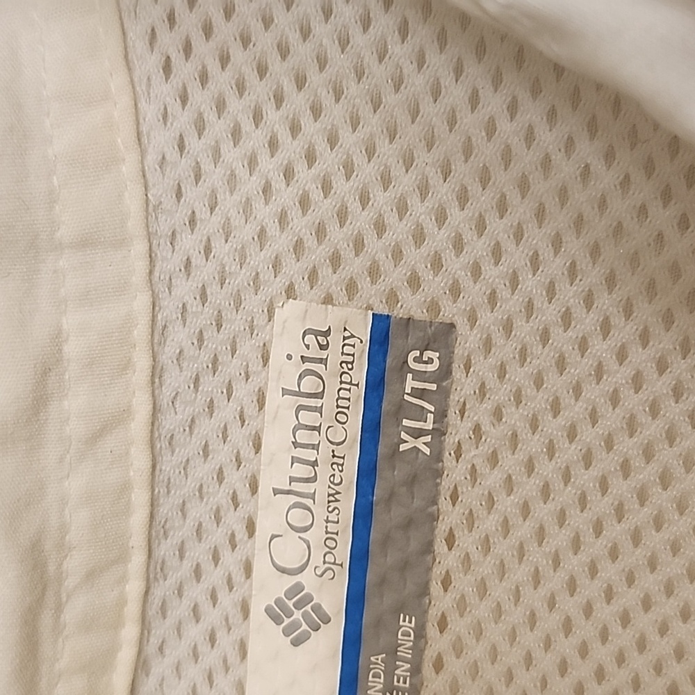 Columbia fishing shirt